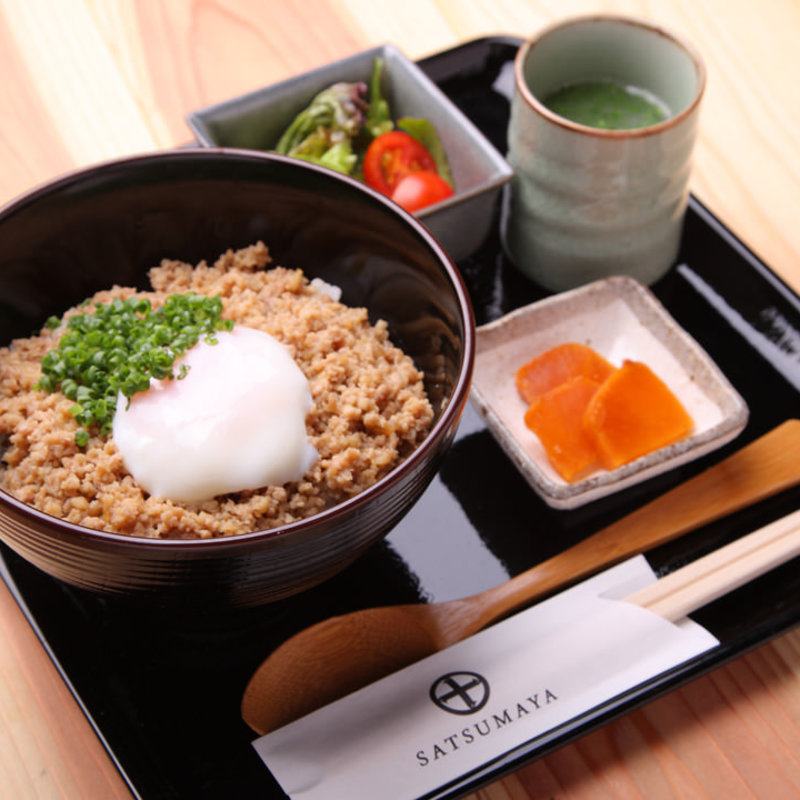 そぼろ丼(焼き鳥 さつま屋 とうきょうスカイツリー駅前店)