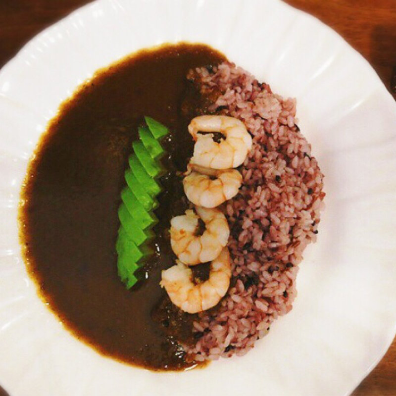 エビとアボカドのカレー(ヨーロッパ食堂)