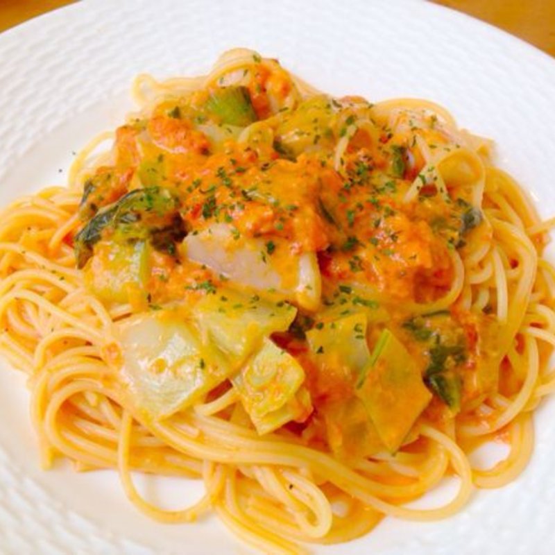 ホタテとチンゲン菜のクリームトマト(アーリオ・オーリオ)