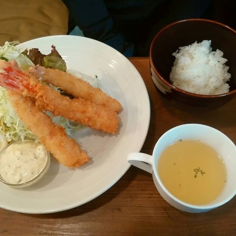 エビフライ(洋食ますだ)