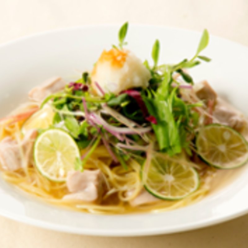 まぐろの和風おろしパスタ(ビバナポリ)