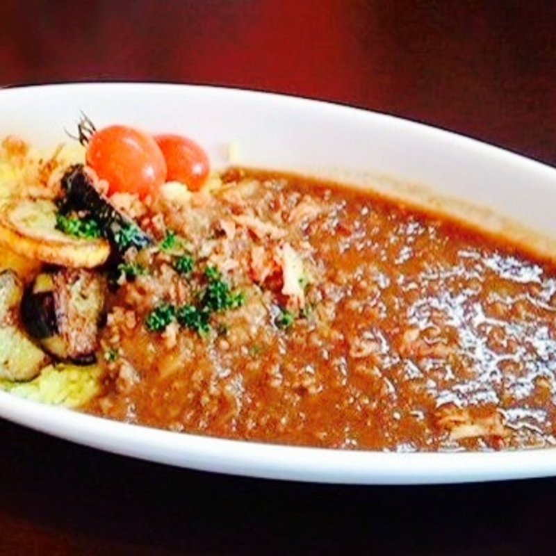 ひき肉たっぷり夏野菜カレー(Samurai BAR)