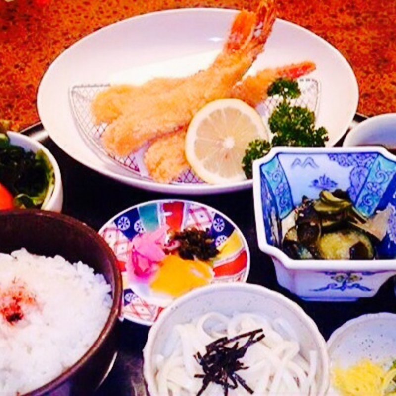 海老フライ定食(とも舎 （トモヤ）)