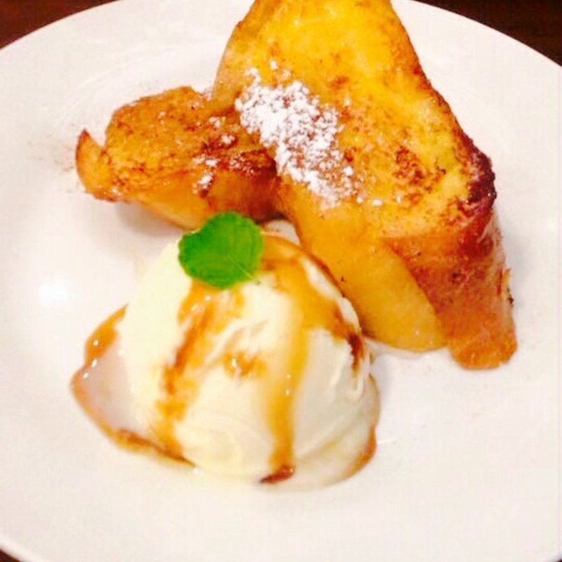 バゲットのフレンチトースト(sanchome cafe)