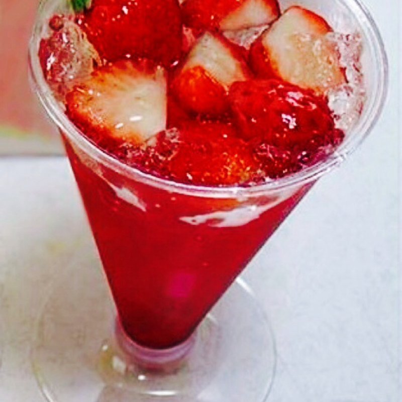 フルーツ生ゼリー（いちご）(T2の菓子工房 ハーバー店 （ティーツー）)