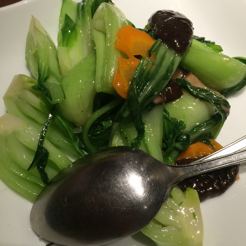 チンゲン菜と椎茸の炒め(中国料理 青冥 Ching Ming 阪急池田店)