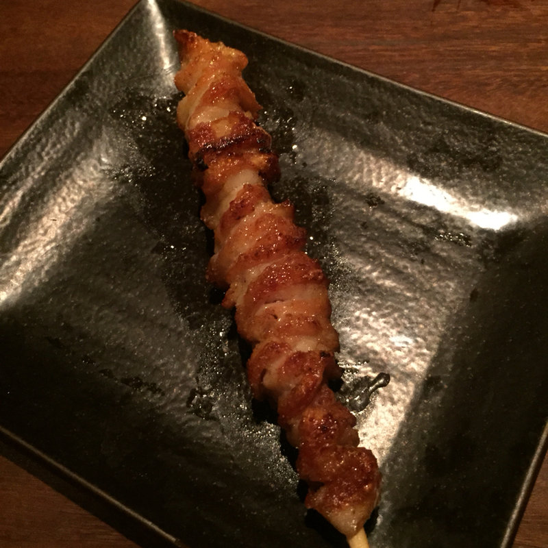 とり皮(焼とりの八兵衛 六本木店)