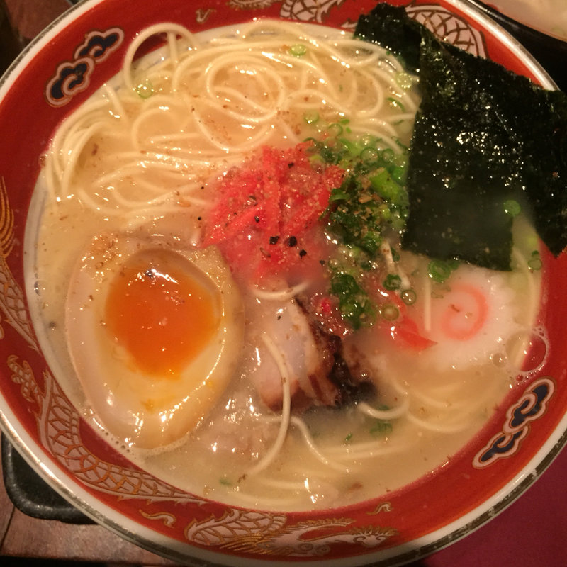 博多チキンラーメン（ハーフサイズ）(焼とりの八兵衛 六本木店)
