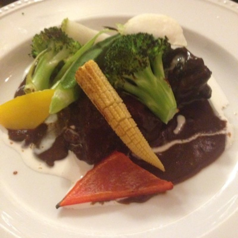 国産牛ほほ肉の赤ワイン煮込み(3Light's （スリーライツ）)