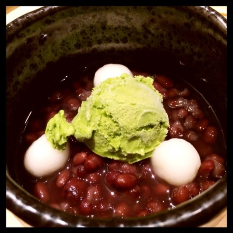 白玉ぜんざい(割烹バル 八寸)