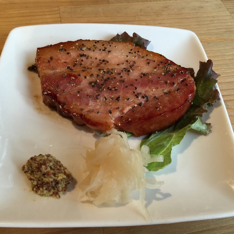 厚切りベーコンのビール焼き(氷川ブリュワリー)