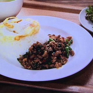 パッカ・パウ・ムーセット(タイキッチン空堀 本店)