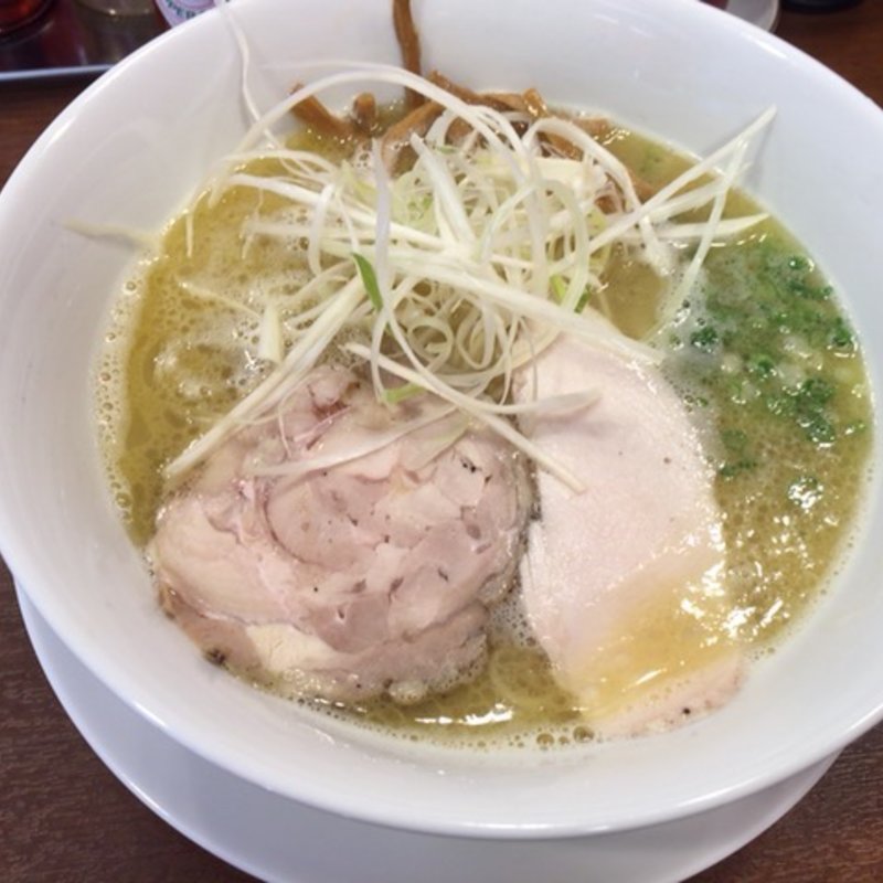 魚介白湯　塩(鶏そば から揚げ 専門店 らーめん風見鶏 西田辺)