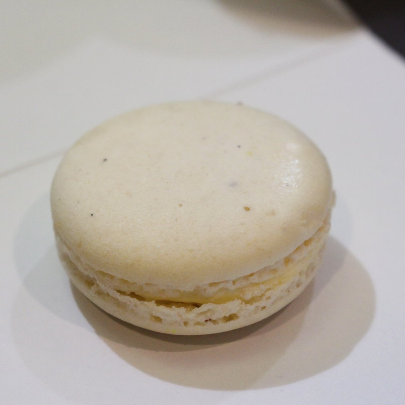 マカロン（バニラ）(パティスリー雪乃下 ランドマークプラザ店)