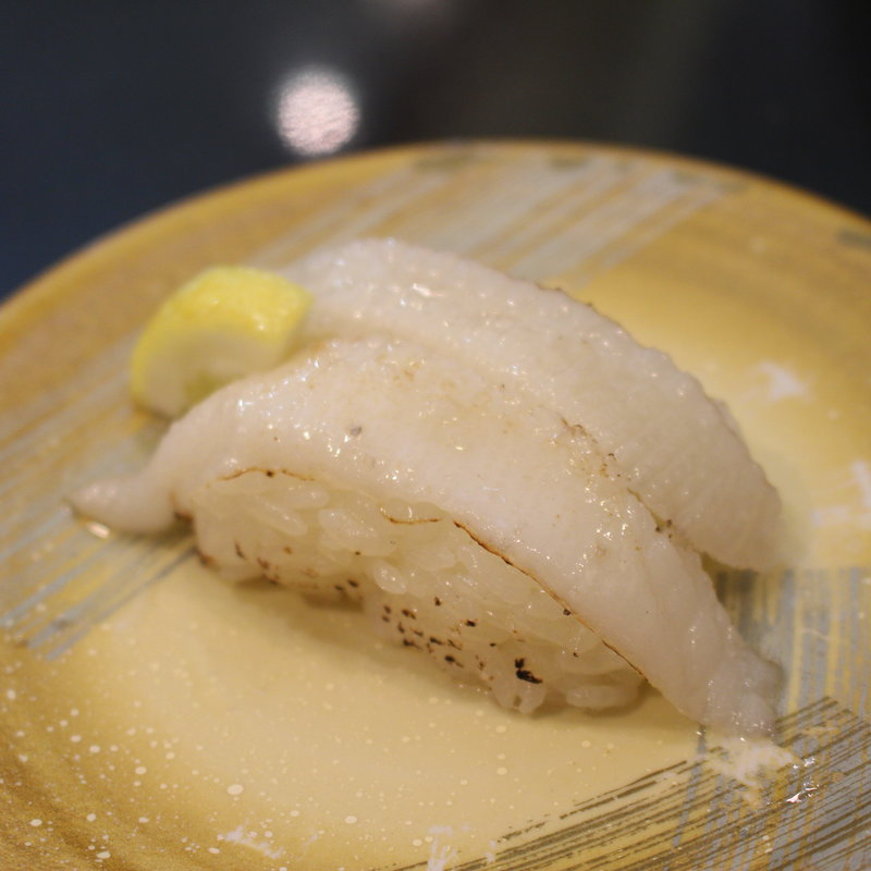 えんがわ炙り(まぐろ問屋 三浦三崎港 横浜ワールドポーターズ店)