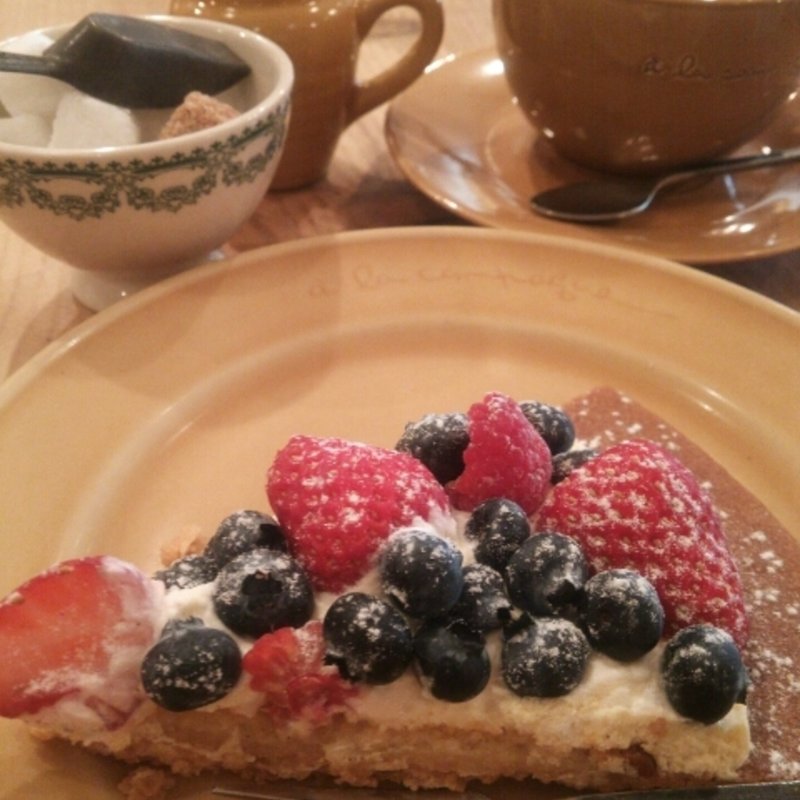 ガレット・オ・フリュイ(パティスリー・アラカンパーニュ 池袋店 （PATISSERIE a la campagne）)