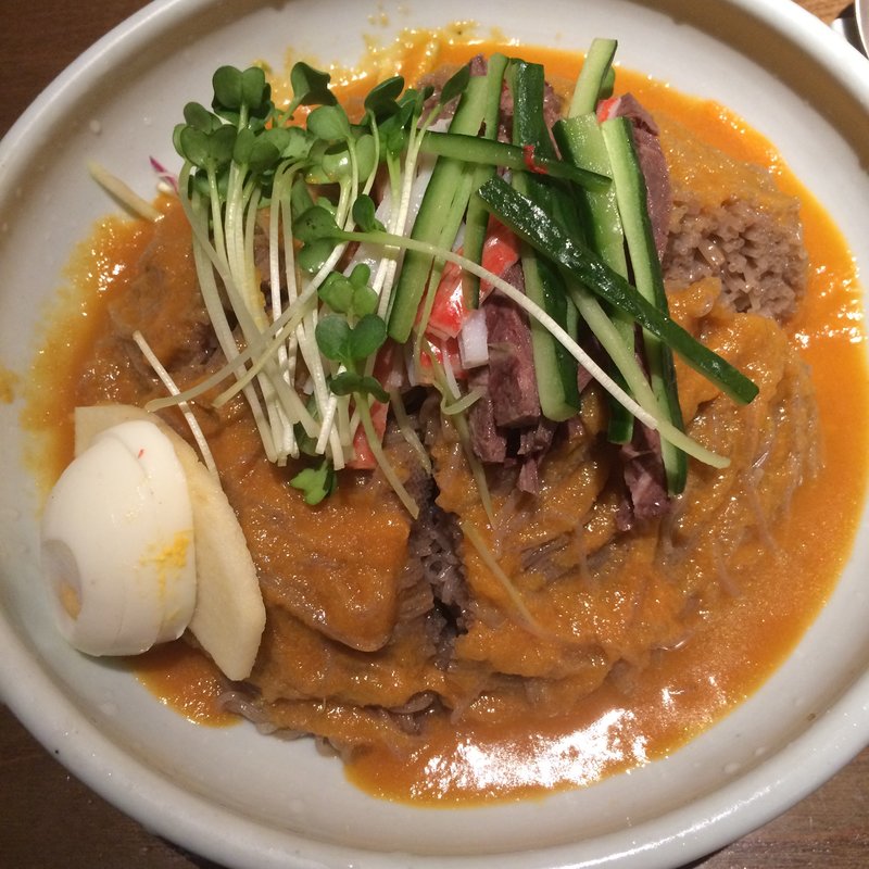 水冷麺(妻家房 丸の内オアゾ店)