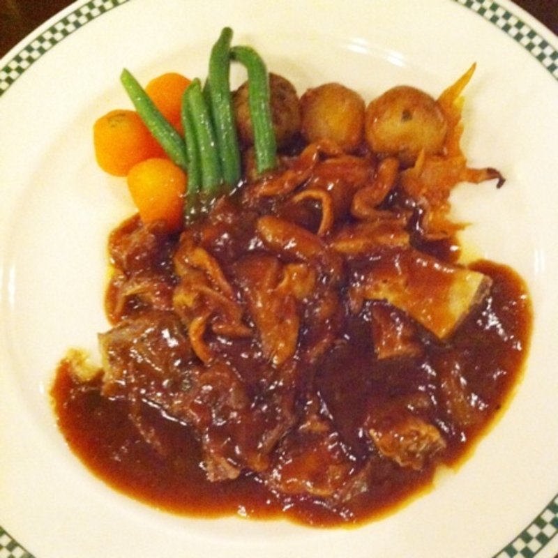 Finnegan'sビーフシチューセット(フィネガンズ・バー＆グリル （Finnegan’s Bar＆Grill）)