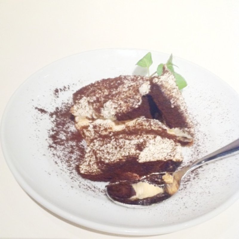 グラッパのティラミス(プーレドール （Poulet d'Or）)