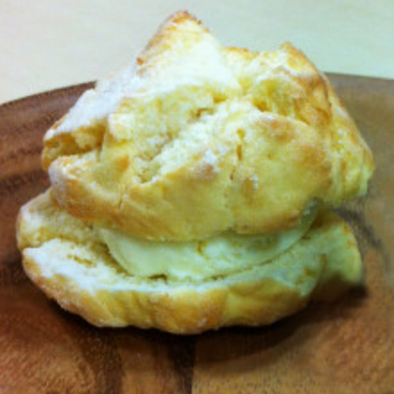 ムーンクリームスコーン(グッディ・フォーユー・六本木 （goodday for you Roppongi）)