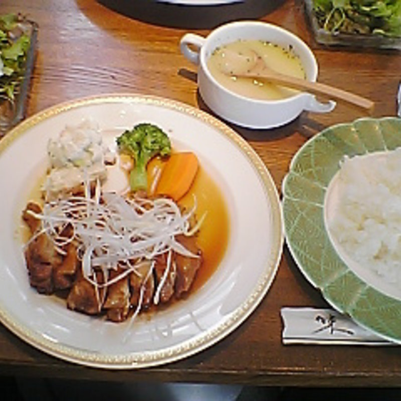 鶏の照り焼き定食(キッチン 未来図)