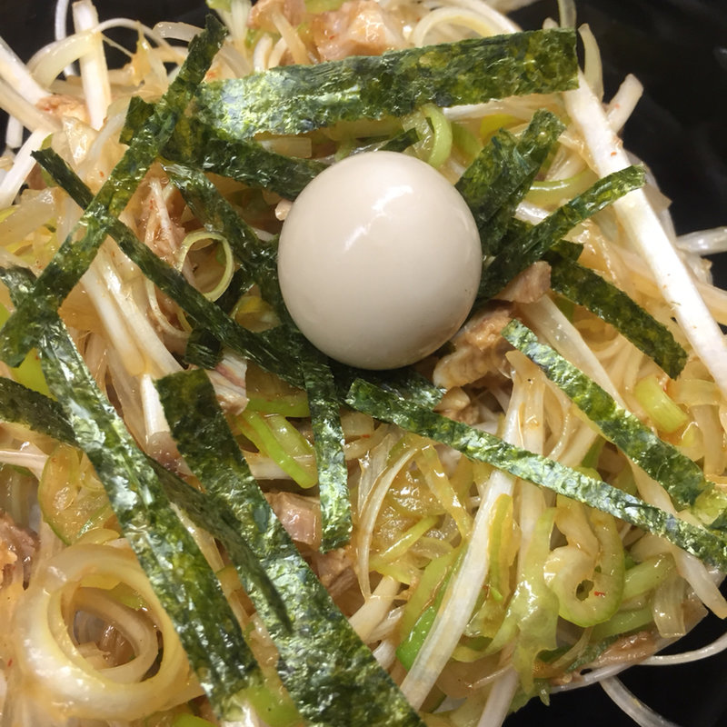 ネギチャーシュー丼(らーめん 横田家)