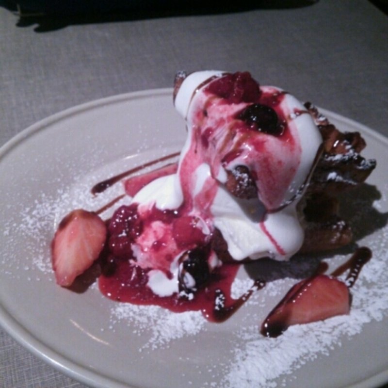 ワッフルミニタワー(カフェ バイ ザ シー （CAFE By the Sea）)