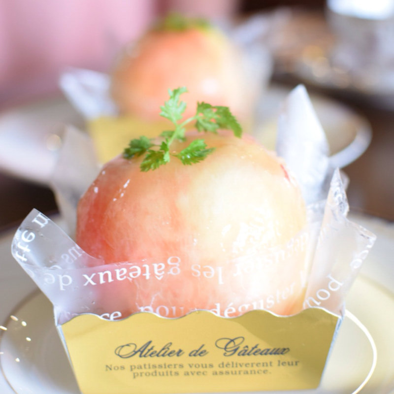 まるごとピーチ(ニコラス洋菓子店)