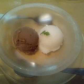 ソルベとアイスクリーム(ウン・ベシート)