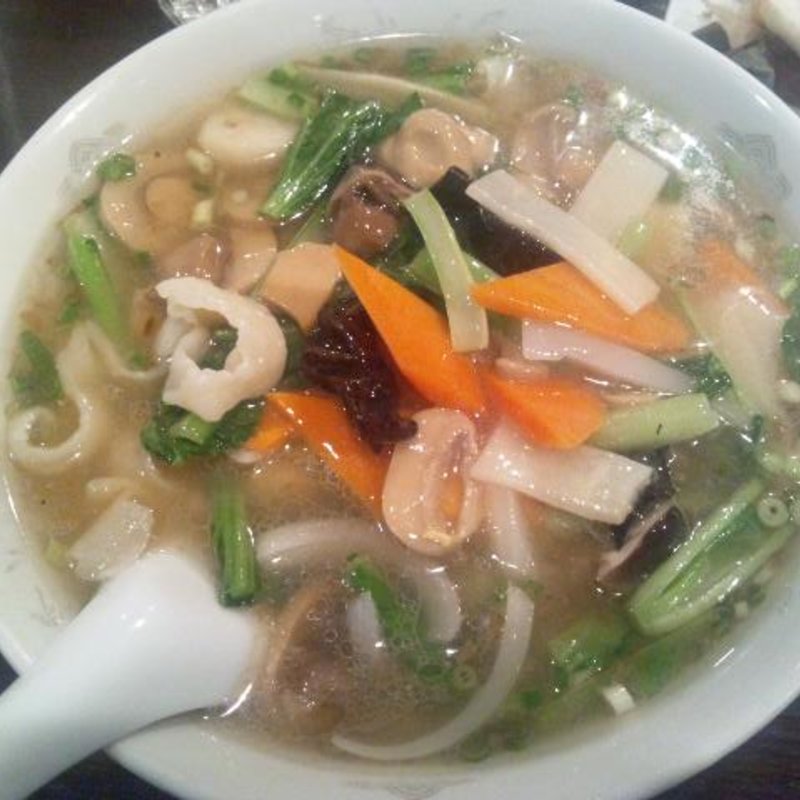 海鮮と野菜入り麺(魯園菜館 狛江駅前店)