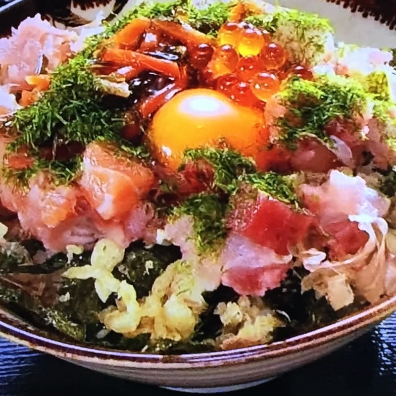 魚屋丼（並）(海鮮や 十兵衛 )