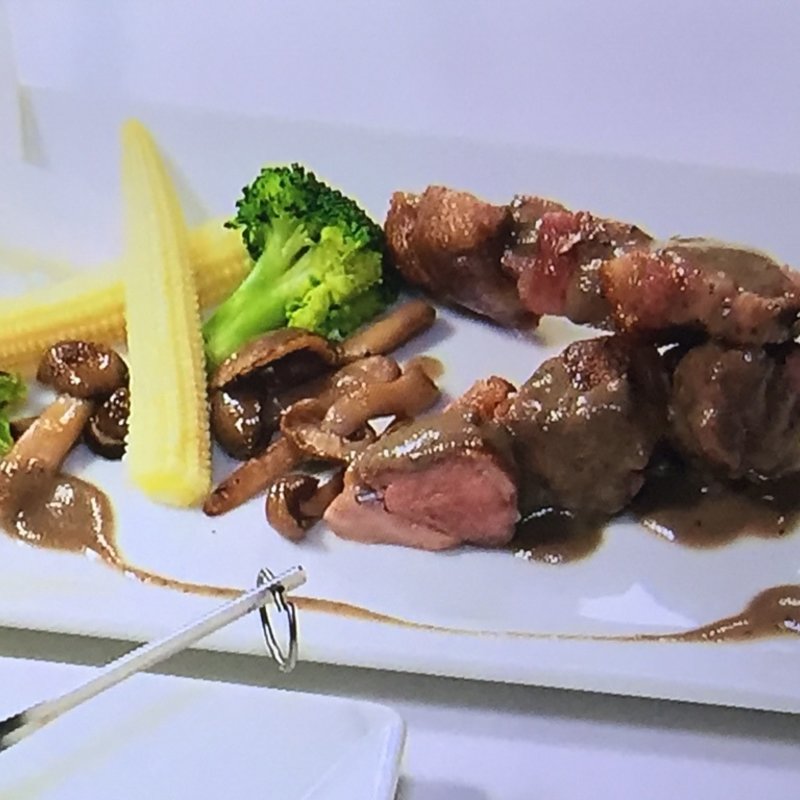 イベリコ豚 スモーク串(ルポンドルミエール )