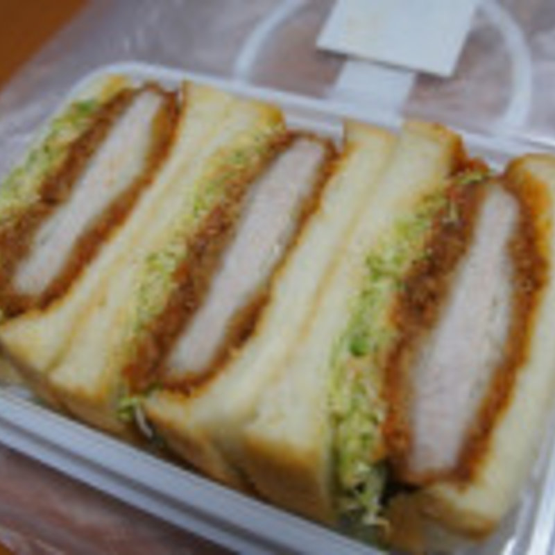 カツサンド　(小山菓子店 )