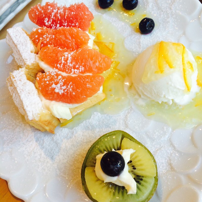 ピンクグレープフルーツのワッフル(Munni （ムーニ）)