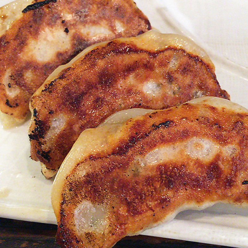 半餃子(麺飯食堂 ひら匠)