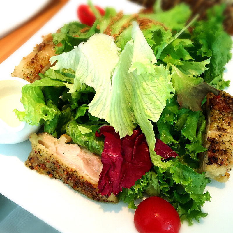 サラダチキンプレート(バウムクーヘン カフェ ｜二子玉川)