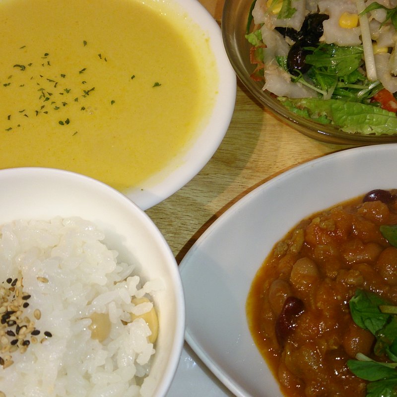 ビーンズ　デリ(Nuｔs DOM)