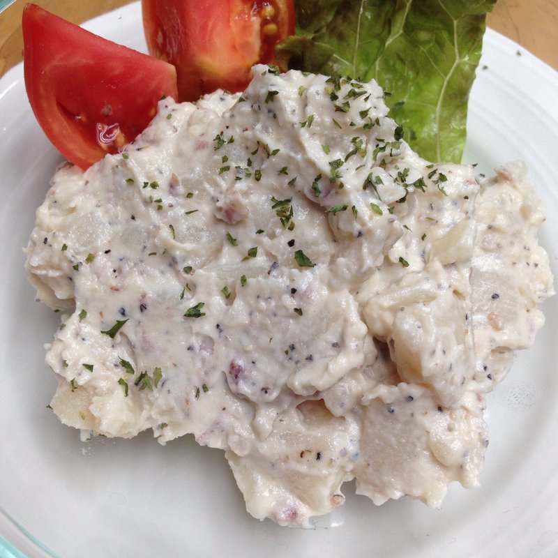 黒こしょうベーコンポテトサラダ ハーフ(island cafe & bar)