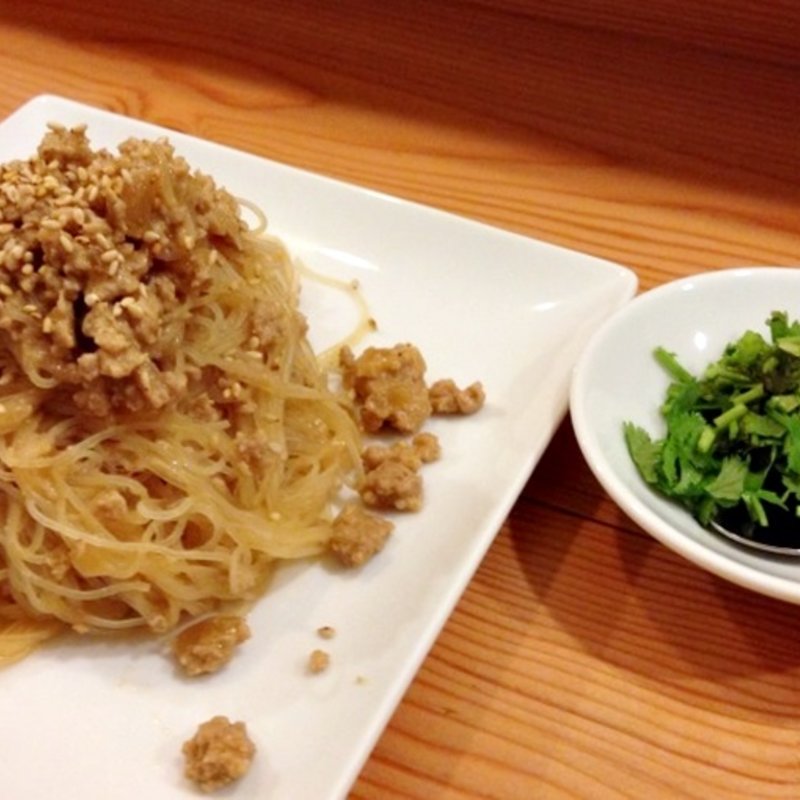 肉みそ焼ビーフン(プロジェクト （Project）)