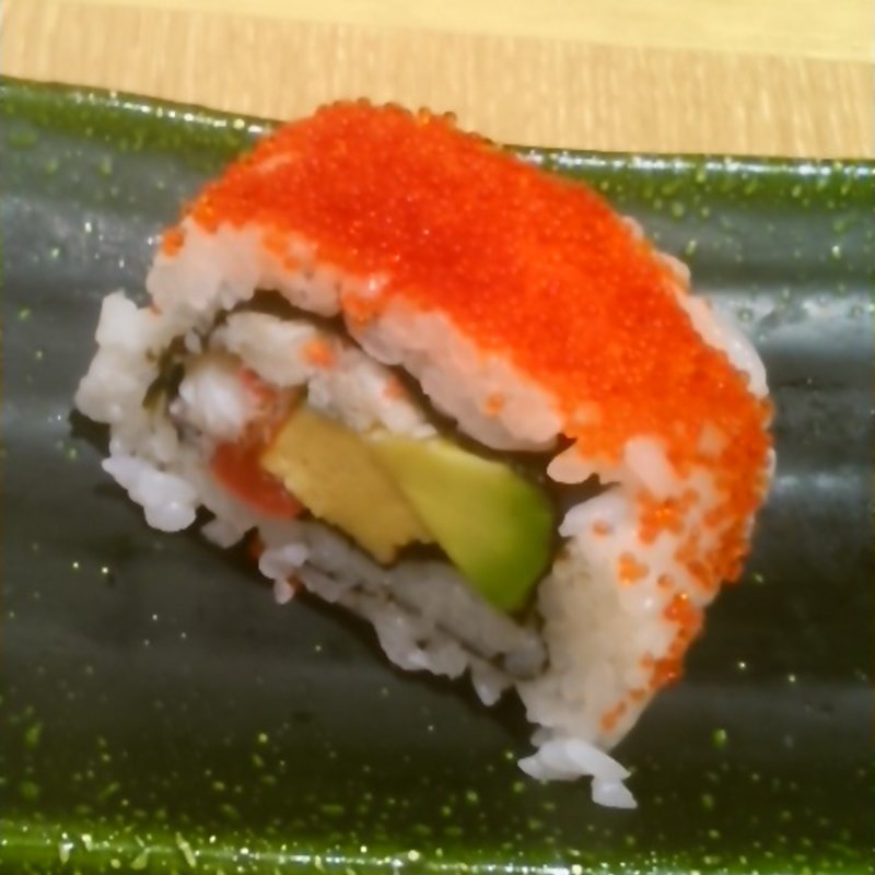カニとトマト、アボカドの裏巻き(宝田水産 ウィング上大岡店)