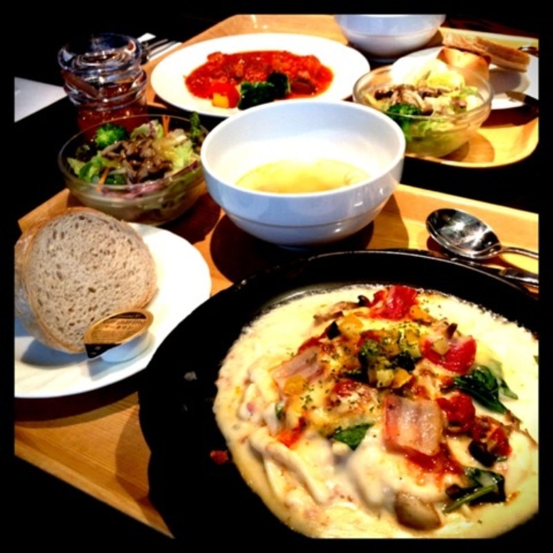 グラタンランチ(J’sベッカライ （ジェイズベッカライ）)