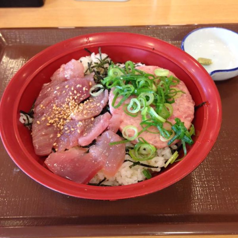 本マグロネギトロ丼(GLOVE)