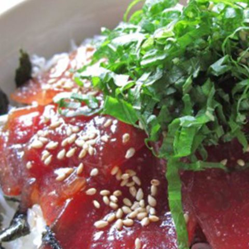 まぐろづけ丼(青田)