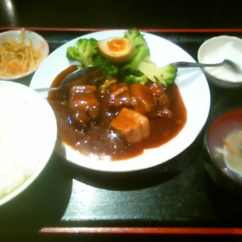 豚肉の角煮定食(祥龍餃子房 五反田店)