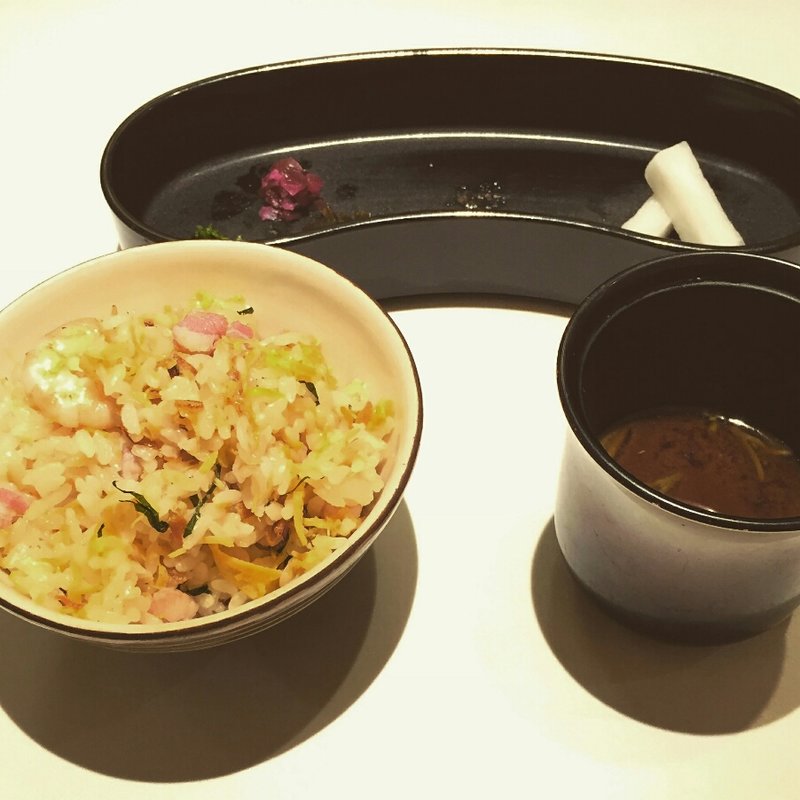 季節の釜めし(龍のひげ （りゅうのひげ）)