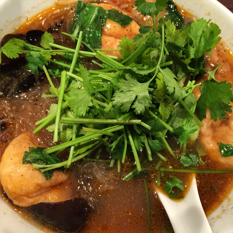 麻辣湯 細麺 辛(四川麻辣烫)