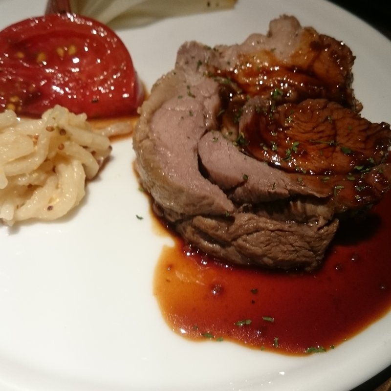 ラムステーキ(カルネ バル カテテ)