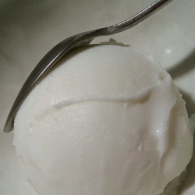 ココナッツアイス(しゃぶ玄 （しゃぶげん）)