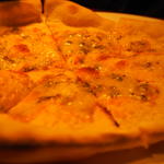 ゴルゴンゾーラと蜂蜜のピッツァ