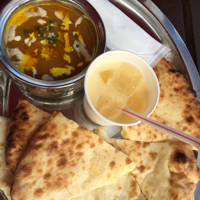 バターチキン チーズナンセット(タイ村)